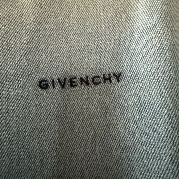 Givenchy men’s shirt - Picture 3 of 7